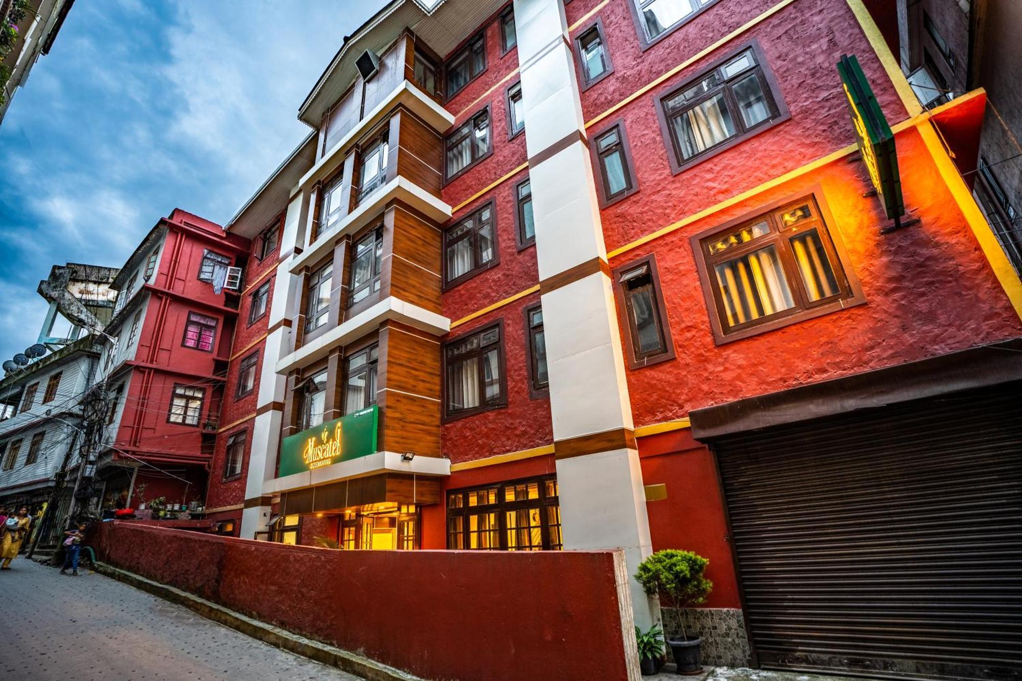 Muscatel Central Hotel - Dzeemkhang Gangtok Esterno foto